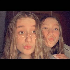 Meet your Posher, Kaydance